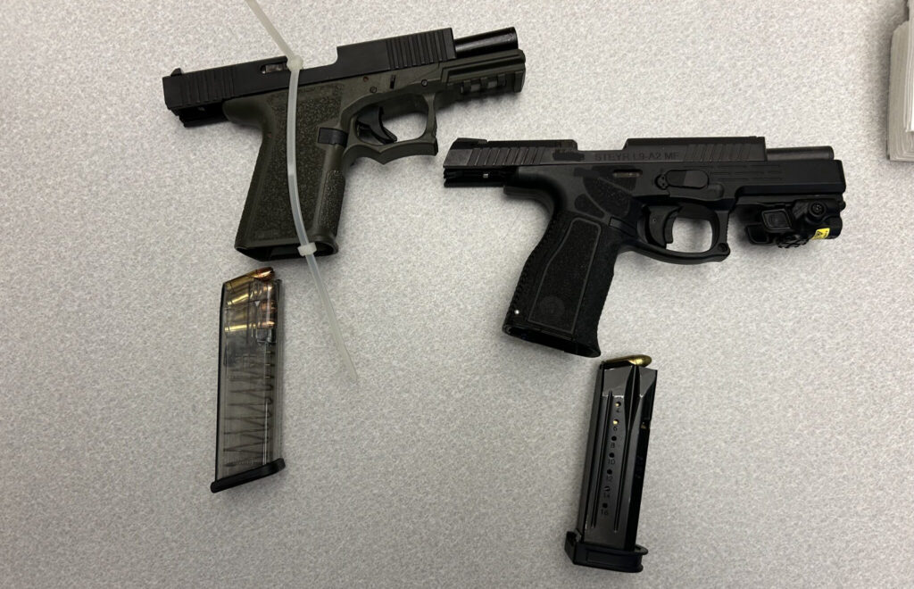 Robbery-arrest_gun-1024x660.jpeg